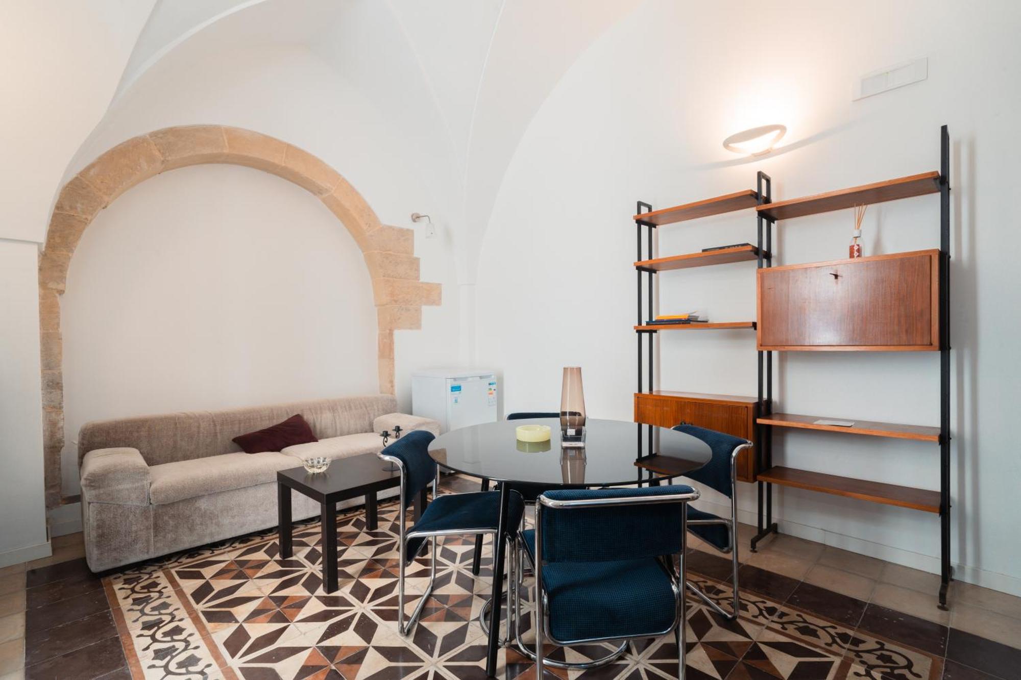 Donna Cristina Historic Apartment Lecce Exterior photo
